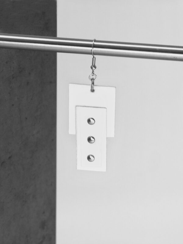 EMMA leather earrings - White - BANIZS