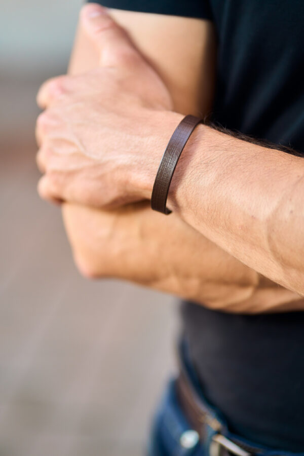 Model wears: ALEX bracelet - Dark Brown - BANIZS