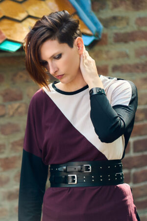 Model wears: ANIQUE belt - Black and EMMA bracelet - Black - BANIZS