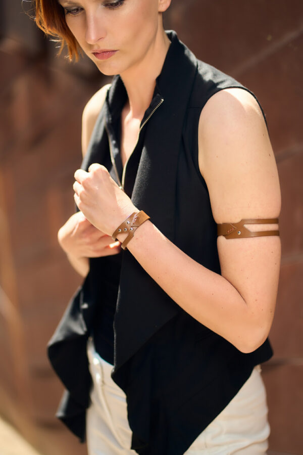 GIULIANA bracelet – Brown - Image 3