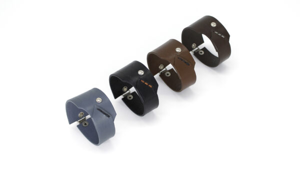 OLIVER leather bracelets in various colors - BANIZS