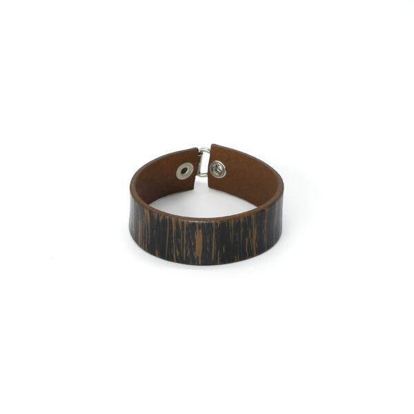 BANIZS Leather Goods - Patterned leather bracelet black - brown
