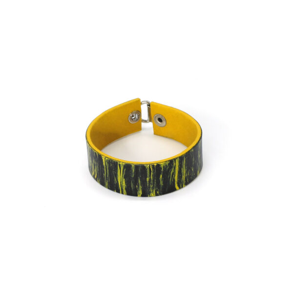 BANIZS Leather Goods - Patterned leather bracelet black - yellow