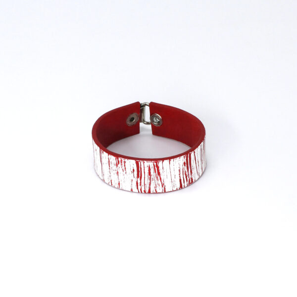 BANIZS Leather Goods - Patterned leather bracelet red