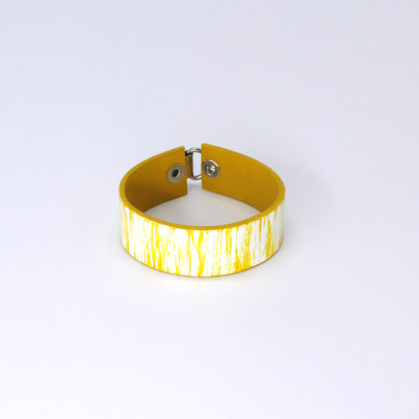 BANIZS Leather Goods - Patterned leather bracelet yellow