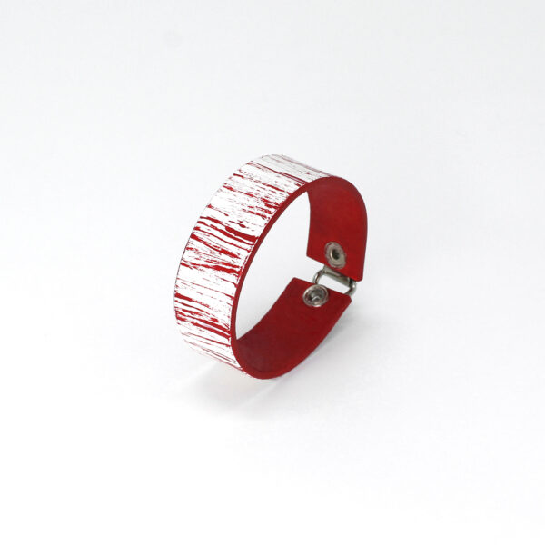 BANIZS Leather Goods - Patterned red leather bracelet