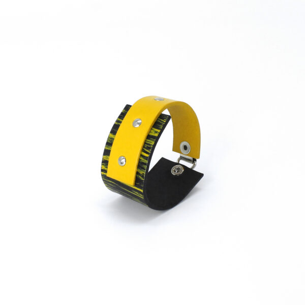 BANIZS Leather Goods - Rectangular black - yellow leather bracelet