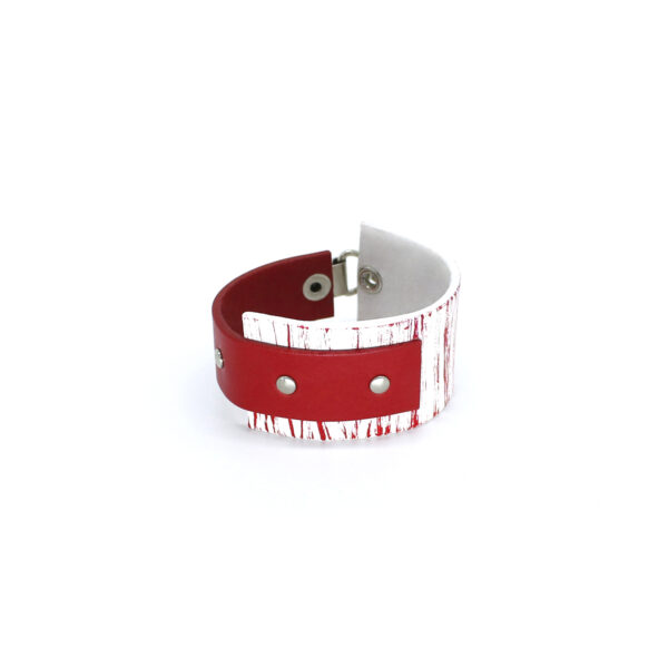 BANIZS Leather Goods - Rectangular leather bracelet red