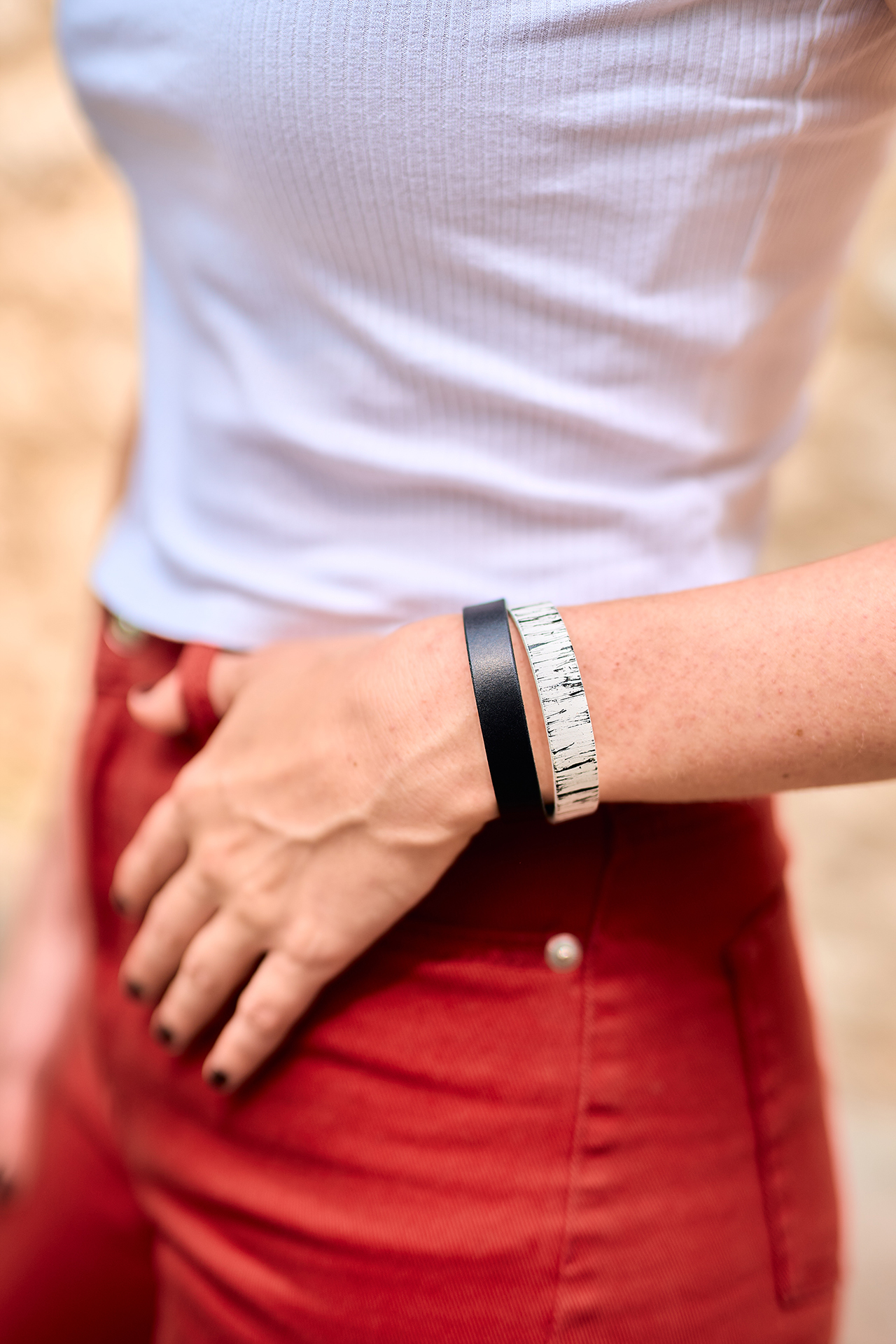 Double leather bracelet black
