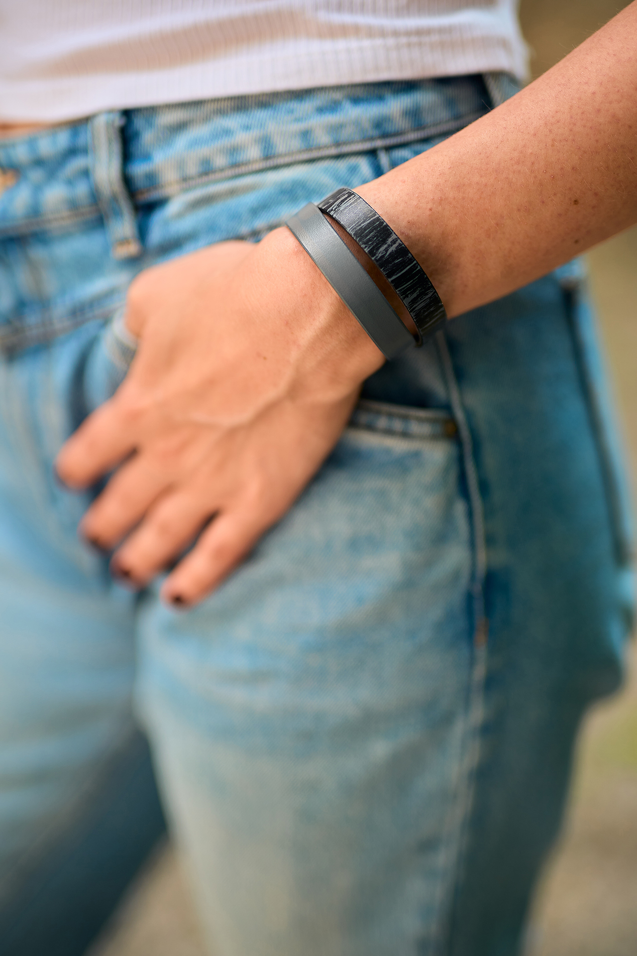 Double leather bracelet black - gray