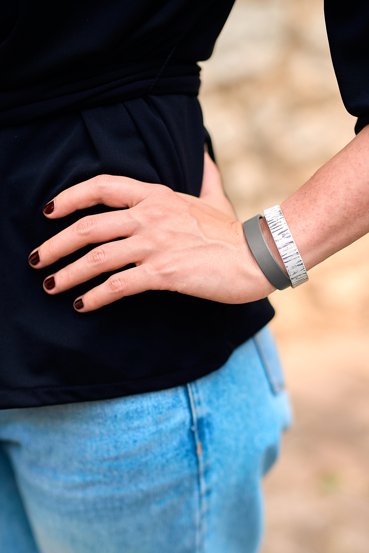 Double leather bracelet gray