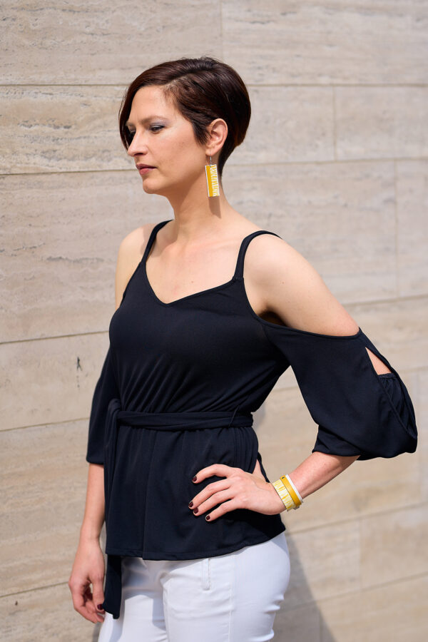 Layered leather bracelet and earrings yellow