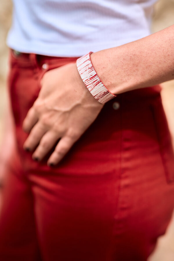Patterned leather bracelet red