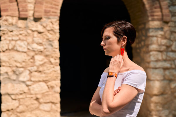 Rectangular leather earrings and bracelet black - orange