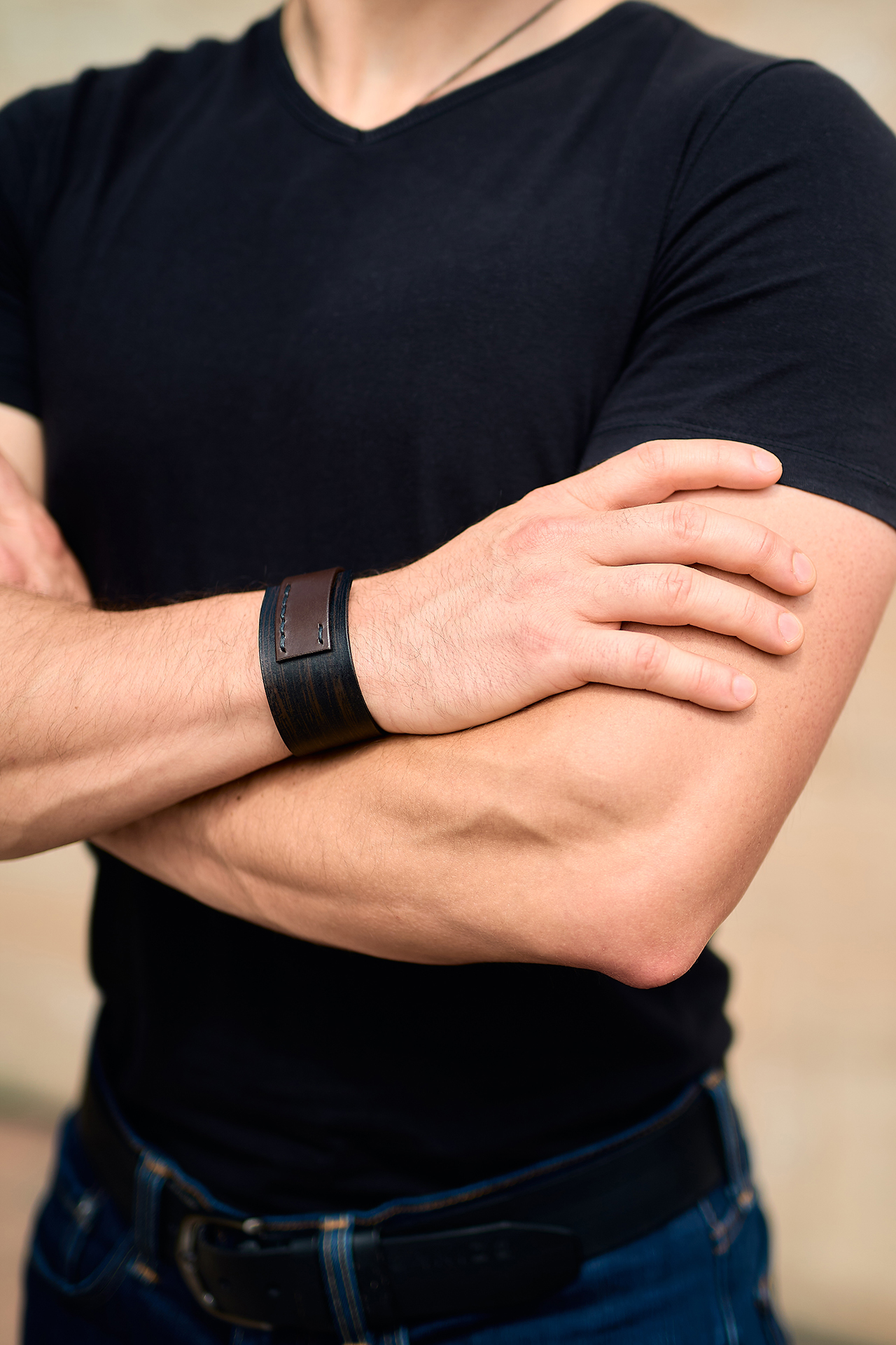 Rectangular leather men bracelet dark brown